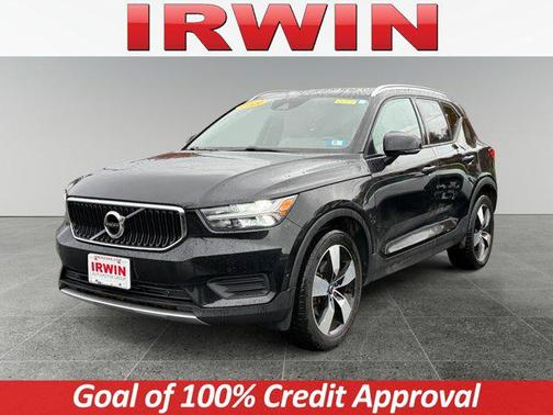 2019 Volvo XC40 T5 Momentum