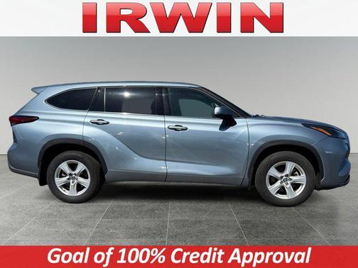 2022 Toyota Highlander LE