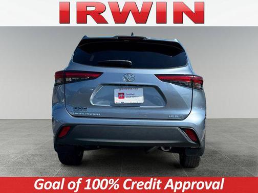 2022 Toyota Highlander LE