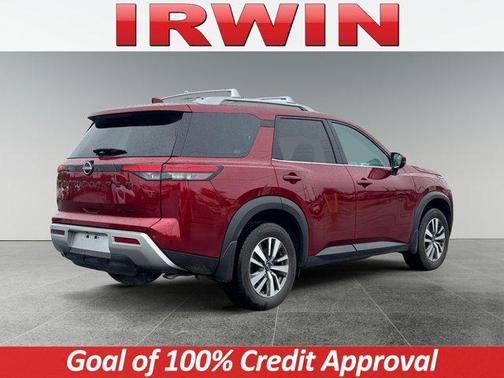 2024 Nissan Pathfinder SL 4WD