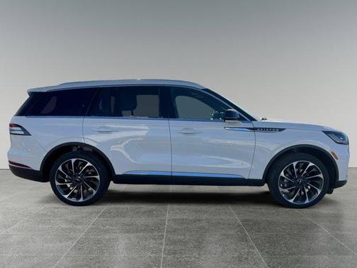 2026 Lincoln Aviator Reserve AWD