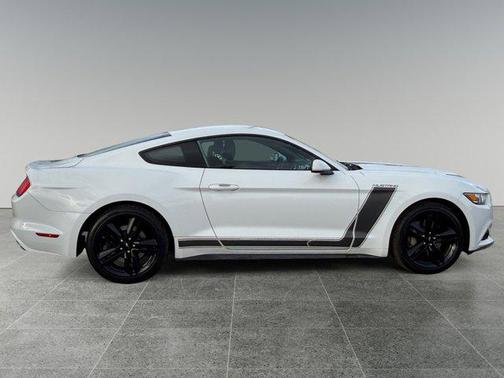 2017 Ford Mustang EcoBoost