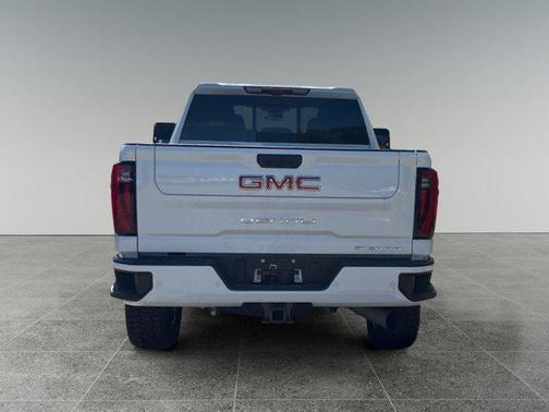 2024 GMC Sierra 2500 Denali
