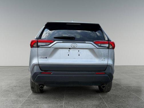 Silver Sky Metallic 2023 Toyota RAV4 LE