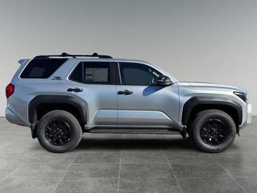 2025 Toyota 4Runner TRD Off Road