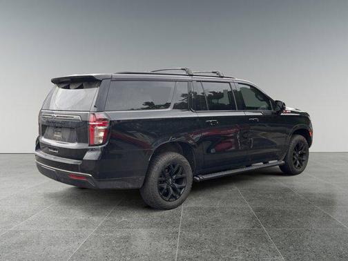 2022 Chevrolet Suburban 4WD Z71