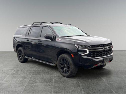 2022 Chevrolet Suburban 4WD Z71