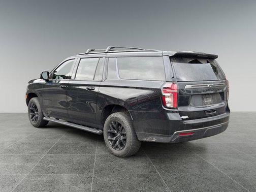 2022 Chevrolet Suburban 4WD Z71