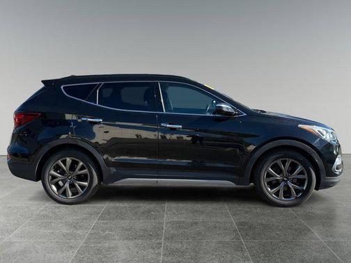 2017 Hyundai Santa Fe Sport 2.0L Turbo Ultimate