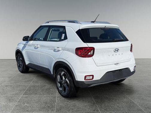 Lunar White 2025 Hyundai VENUE SEL