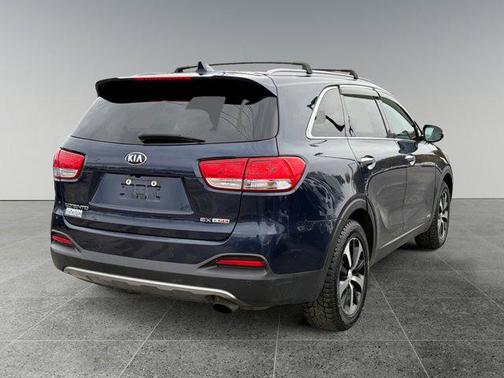 2017 Kia Sorento EX