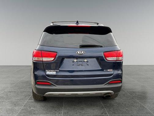 2017 Kia Sorento EX