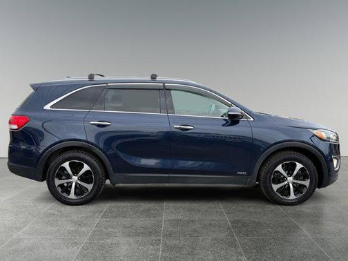 2017 Kia Sorento EX