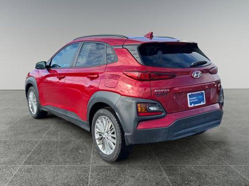 2021 Hyundai KONA SEL Plus