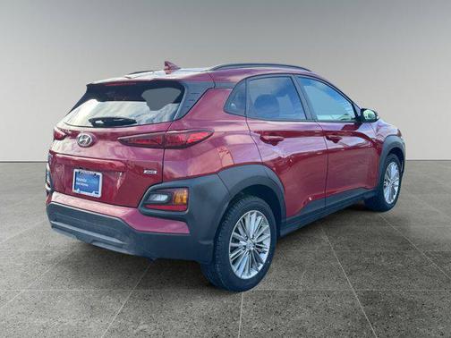 2021 Hyundai KONA SEL Plus