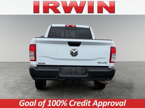 2022 RAM 2500 Tradesman Crew Cab 4x4 6'4' Box