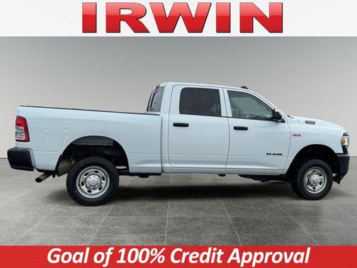 2022 RAM 2500 Tradesman Crew Cab 4x4 6'4' Box