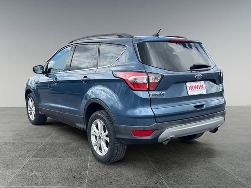 Blue Metallic 2018 Ford Escape SE