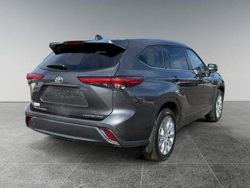 2023 Toyota Highlander Limited