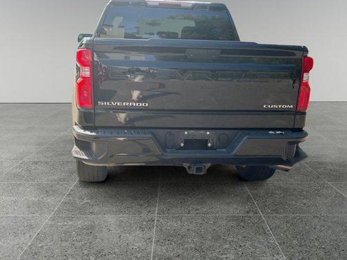 2019 Chevrolet Silverado 1500 Custom