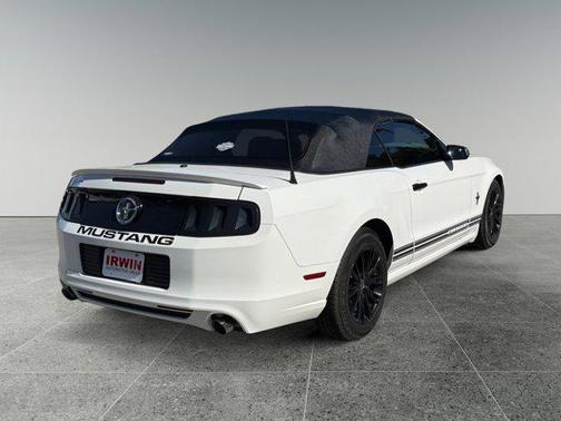 2013 Ford Mustang V6