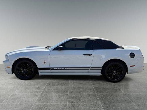 2013 Ford Mustang V6