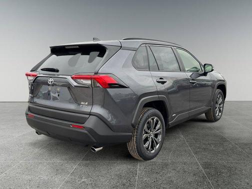 2025 Toyota RAV4 Hybrid XLE Premium