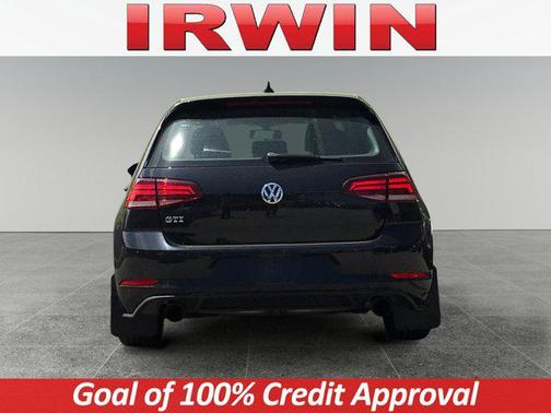 2018 Volkswagen Golf GTI 2.0T S 4-Door