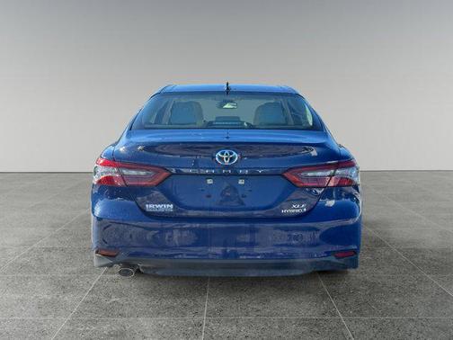 2023 Toyota Camry Hybrid XLE