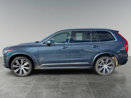 2021 Volvo XC90 T6 Inscription