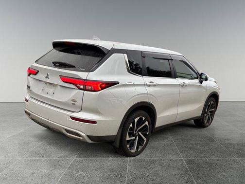 2023 Mitsubishi Outlander SE 2.5 S-AWC
