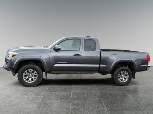 2016 Toyota Tacoma SR5