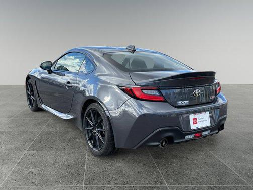 2024 Toyota GR86 Premium