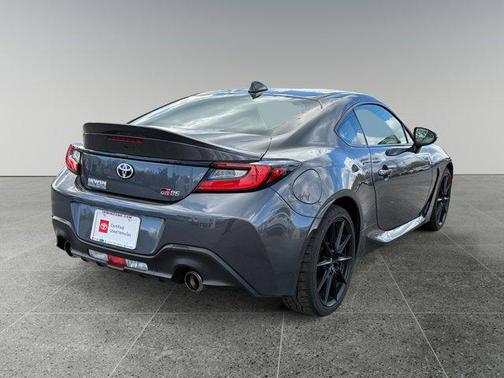 2024 Toyota GR86 Premium