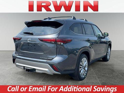 2025 Toyota Highlander Platinum