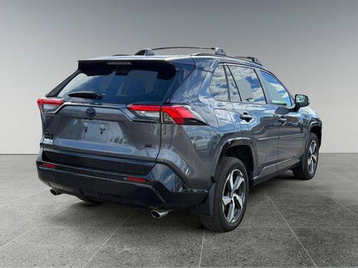 2024 Toyota RAV4 Prime SE