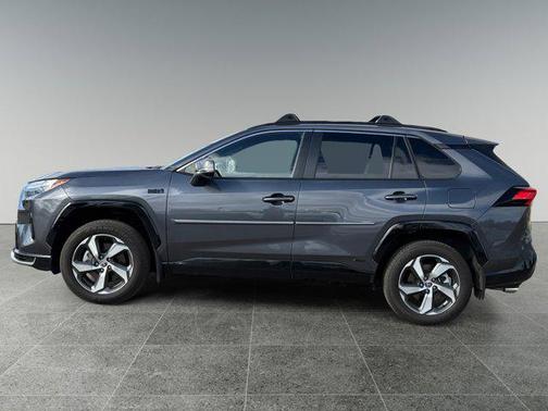 2024 Toyota RAV4 Prime SE