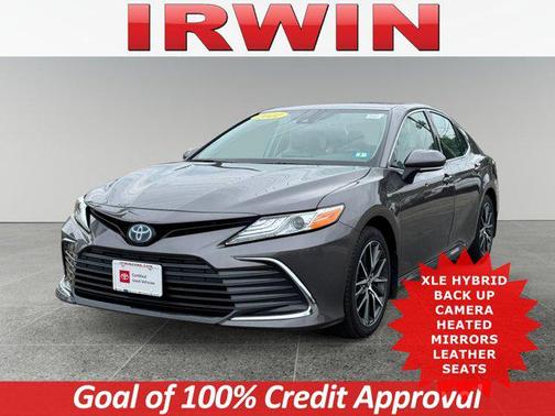 2022 Toyota Camry Hybrid XLE