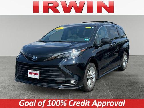 2022 Toyota Sienna XLE