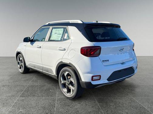2025 Hyundai VENUE Limited