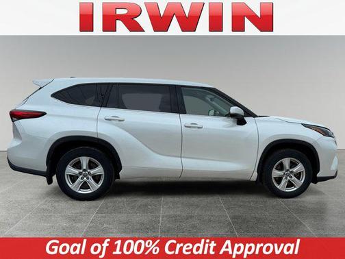 2022 Toyota Highlander LE