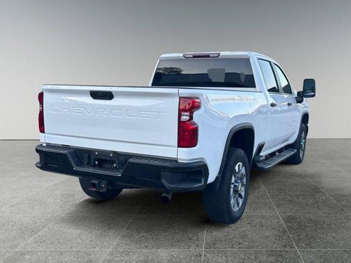 2024 Chevrolet Silverado 2500 Custom