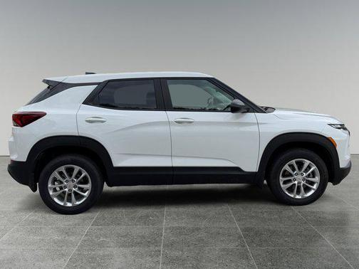 2025 Chevrolet Trailblazer LS