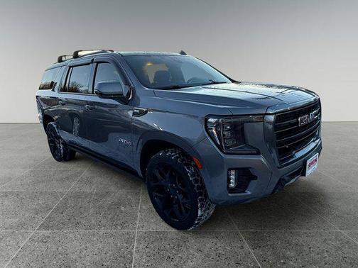 2022 GMC Yukon XL 4WD AT4