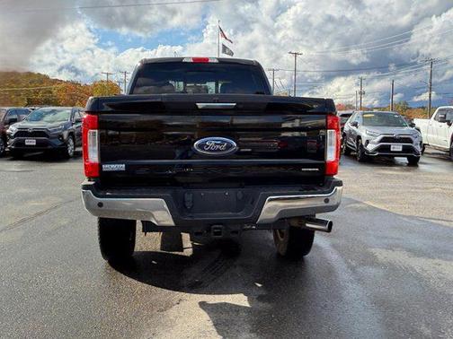 2017 Ford F-350 Lariat