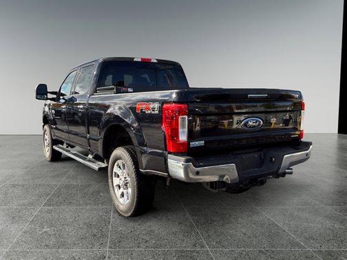 2017 Ford F-350 Lariat