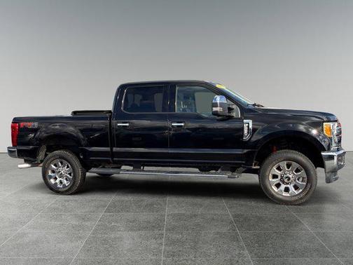 2017 Ford F-350 Lariat