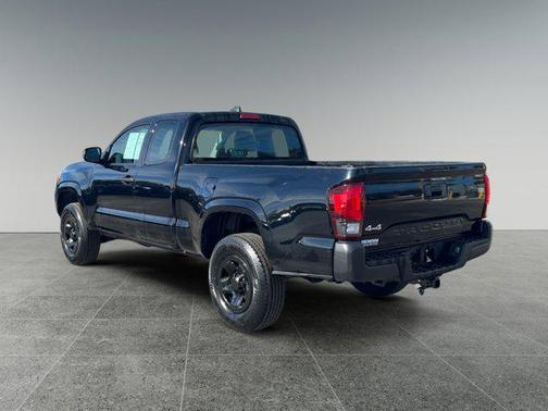 2018 Toyota Tacoma SR