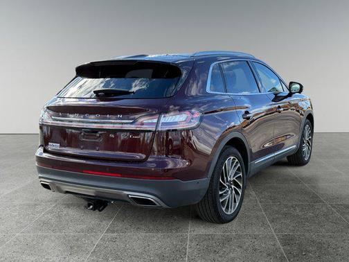 2020 Lincoln Nautilus Reserve