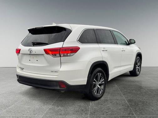 2018 Toyota Highlander LE Plus